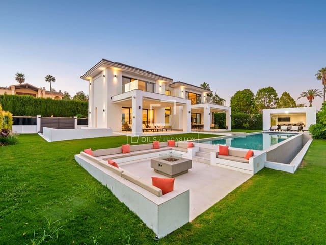 6 bedroom Villa for sale in Marbella with pool garage - € 4,695,000 (Ref: 9997706)