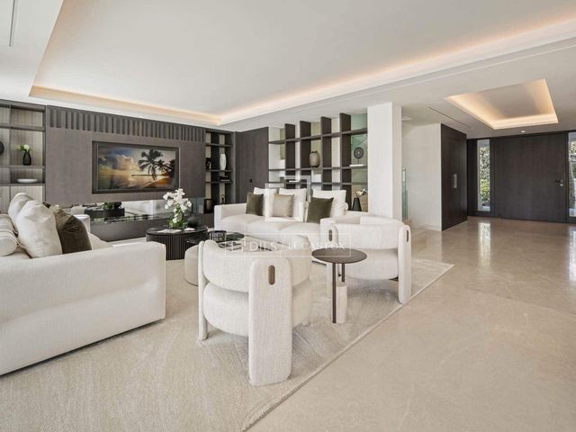 6 Zimmer Villa zu verkaufen in Marbella mit Pool Garage - 10.500.000 € (Ref: 9997708)