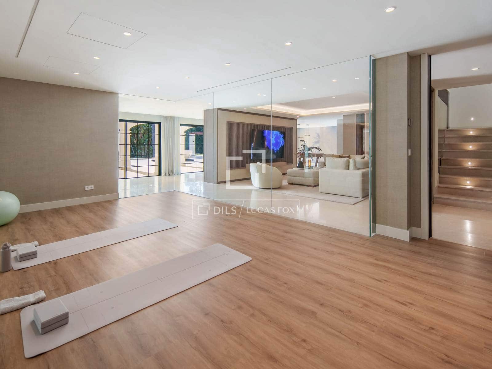 6 Zimmer Villa zu verkaufen in Marbella mit Pool Garage - 10.500.000 € (Ref: 9997708)