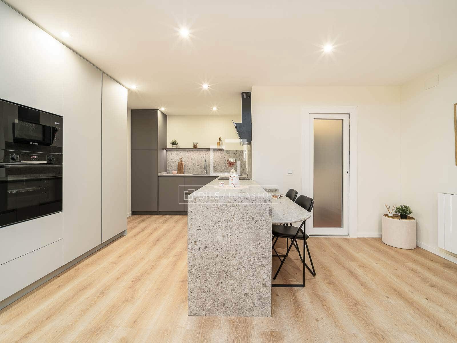 3 slaapkamer Appartement te koop in Barcelona stad - € 1.149.000 (Ref: 9997756)