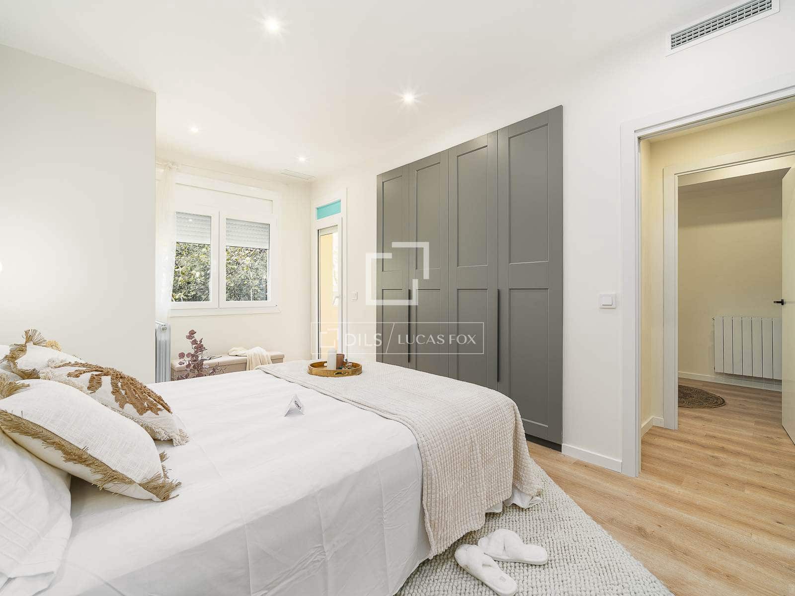 3 slaapkamer Appartement te koop in Barcelona stad - € 1.149.000 (Ref: 9997756)