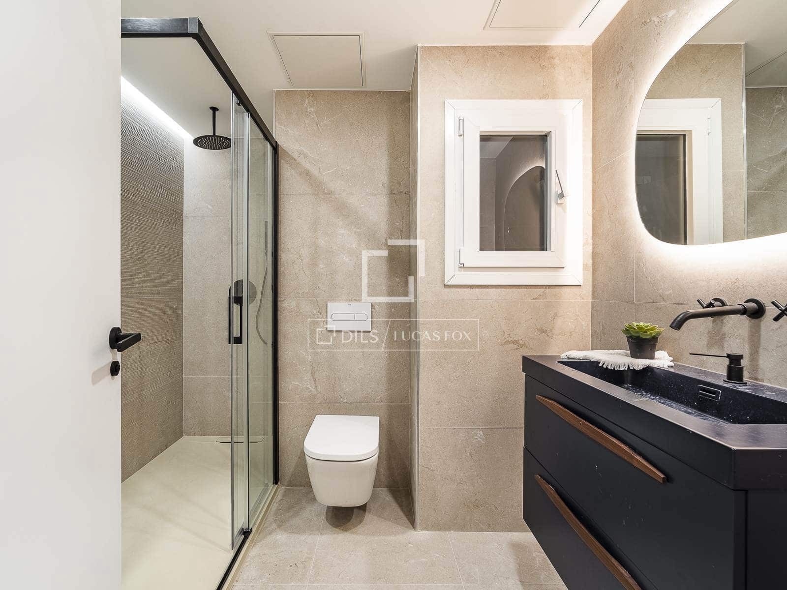 3 slaapkamer Appartement te koop in Barcelona stad - € 1.149.000 (Ref: 9997756)
