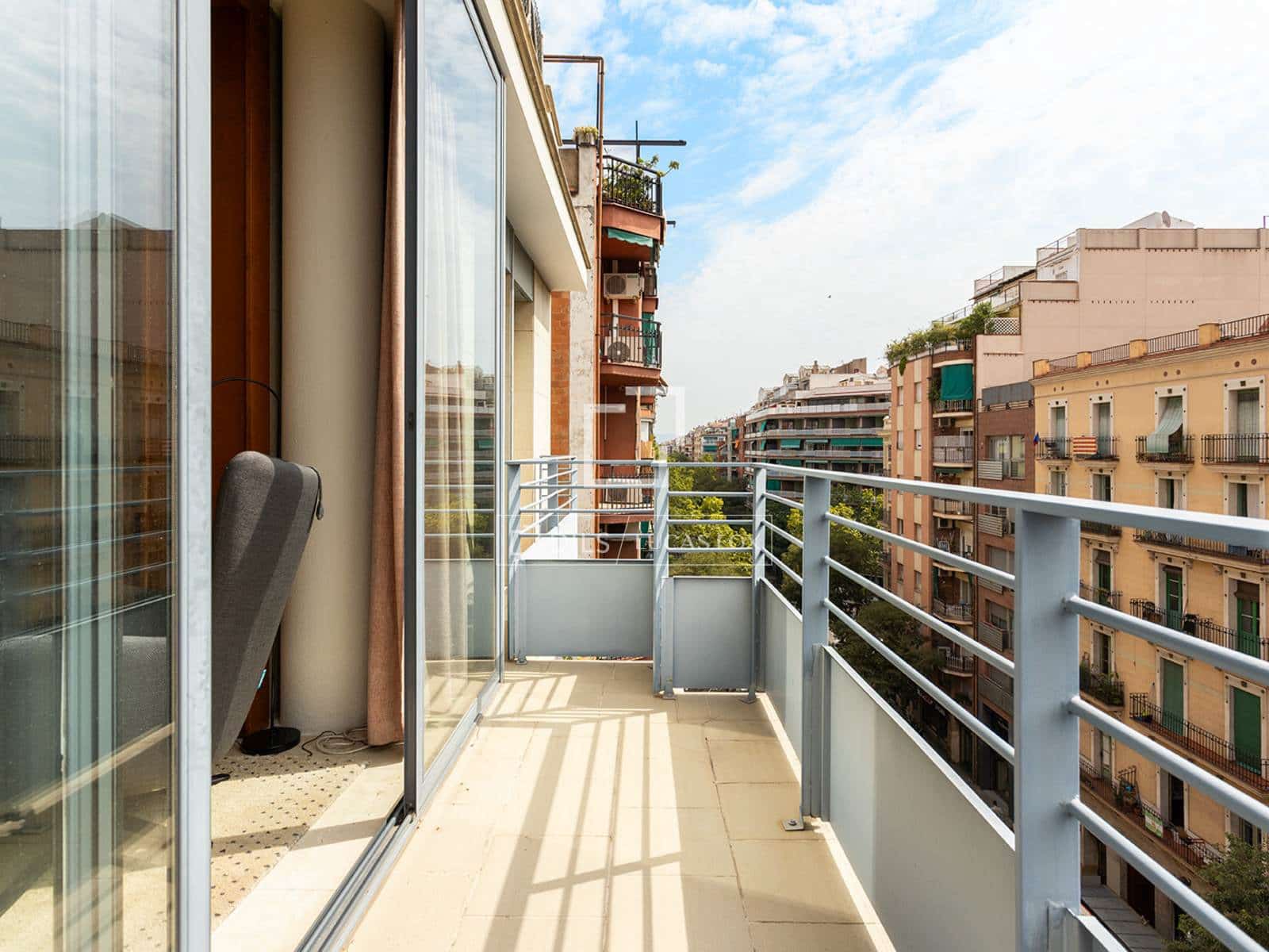 4 soverom Penthouse til salgs i Barcelona by med garasje - € 1 184 000 (Ref: 9997758)