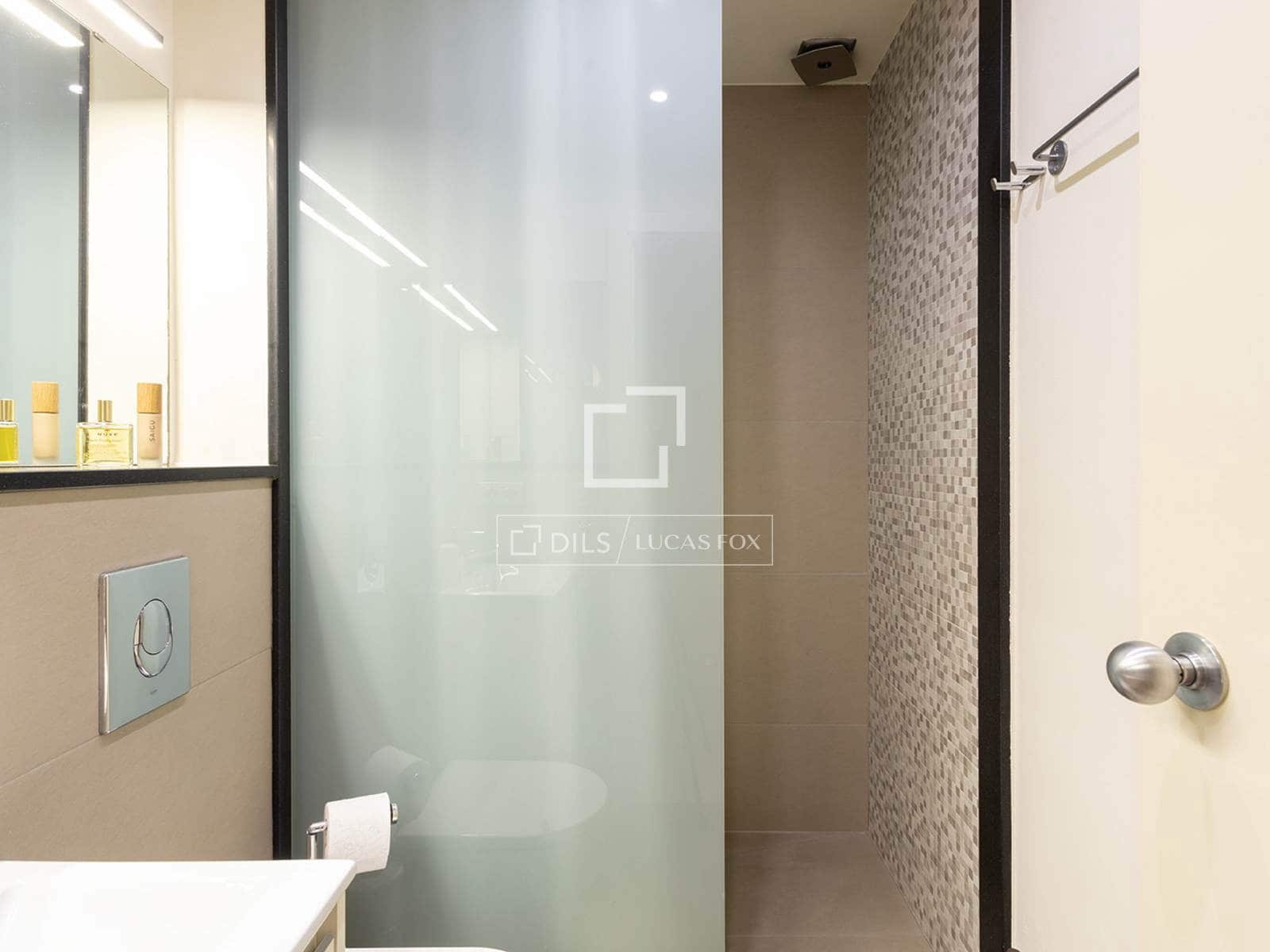 4 soverom Penthouse til salgs i Barcelona by med garasje - € 1 184 000 (Ref: 9997758)