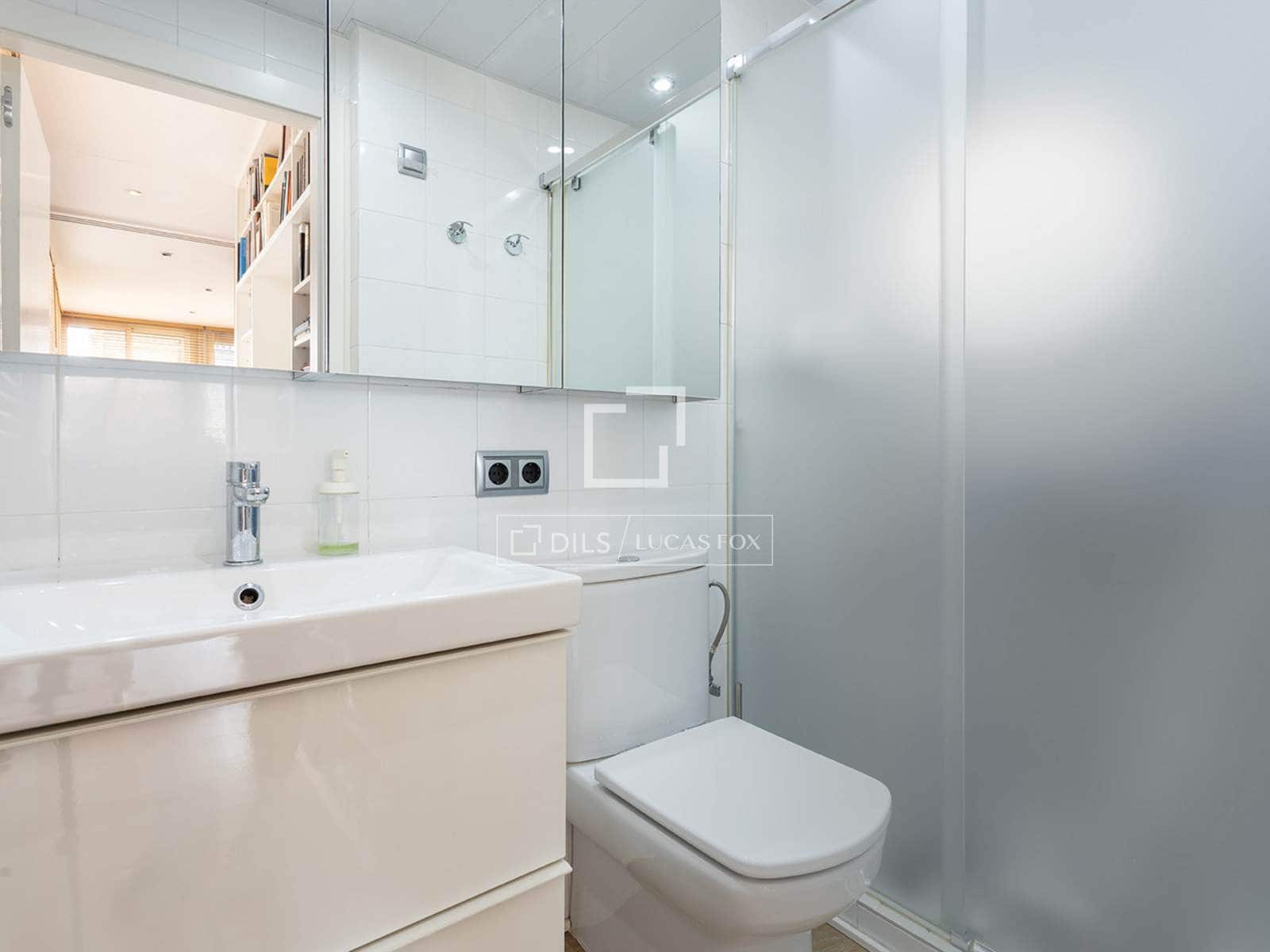 4 soverom Penthouse til salgs i Barcelona by med garasje - € 1 184 000 (Ref: 9997758)
