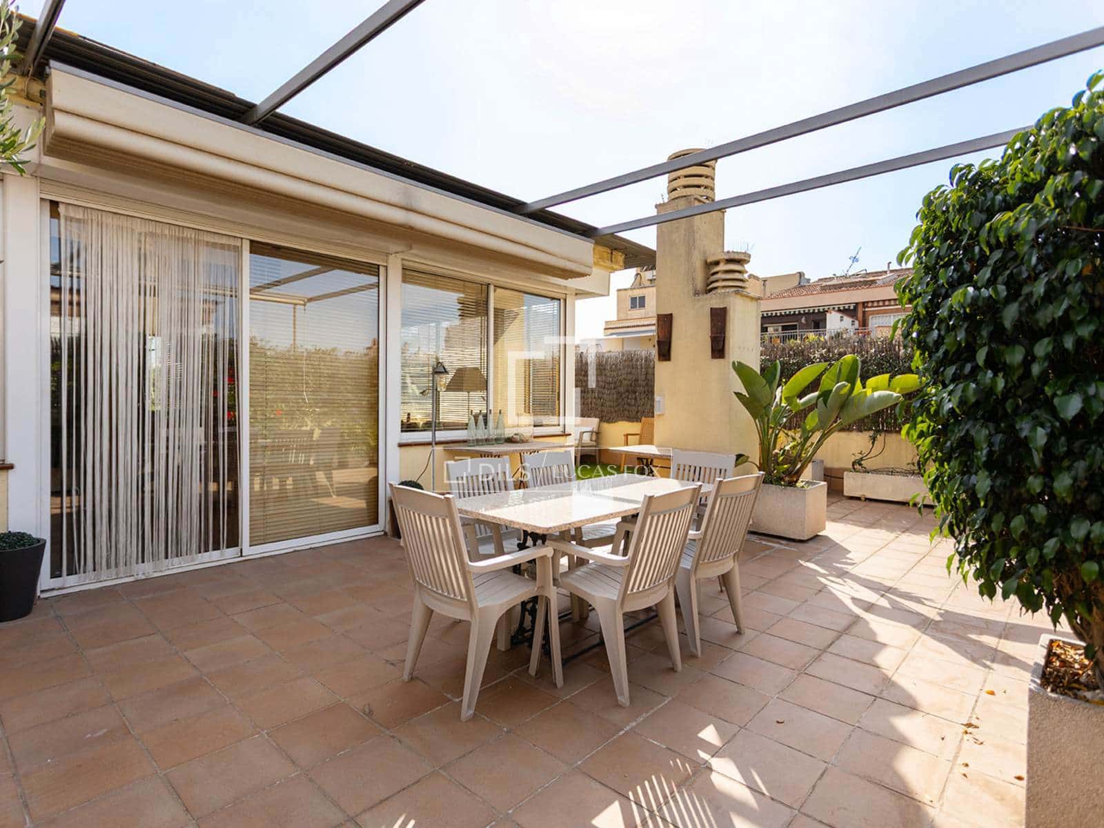 4 soverom Penthouse til salgs i Barcelona by med garasje - € 1 184 000 (Ref: 9997758)