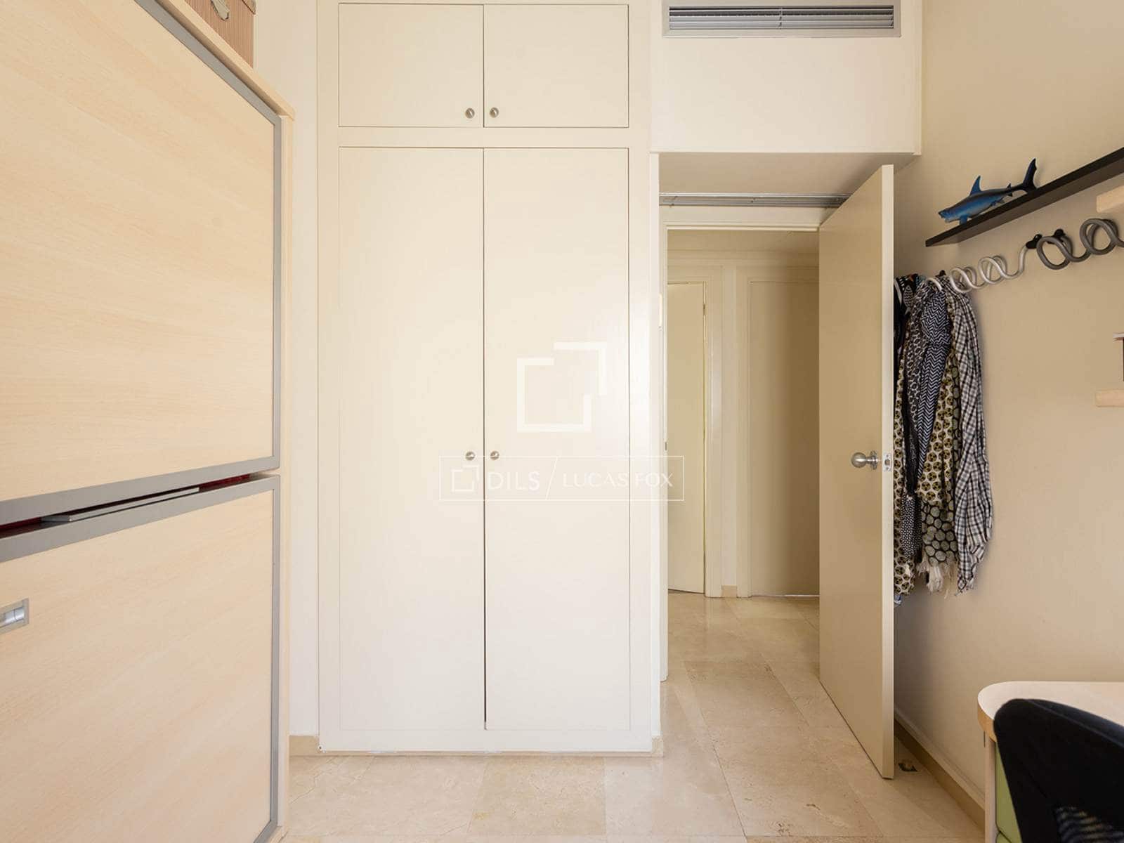 4 soverom Penthouse til salgs i Barcelona by med garasje - € 1 184 000 (Ref: 9997758)