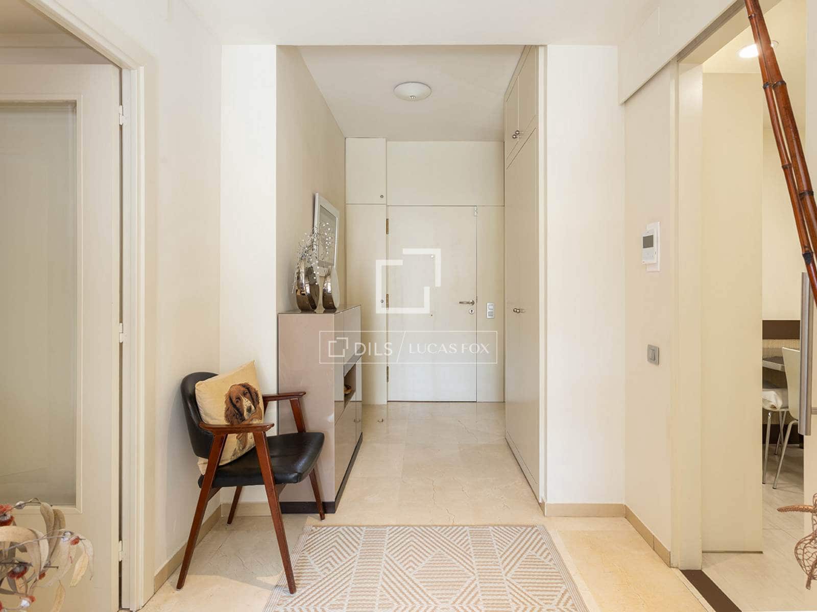 4 soverom Penthouse til salgs i Barcelona by med garasje - € 1 184 000 (Ref: 9997758)