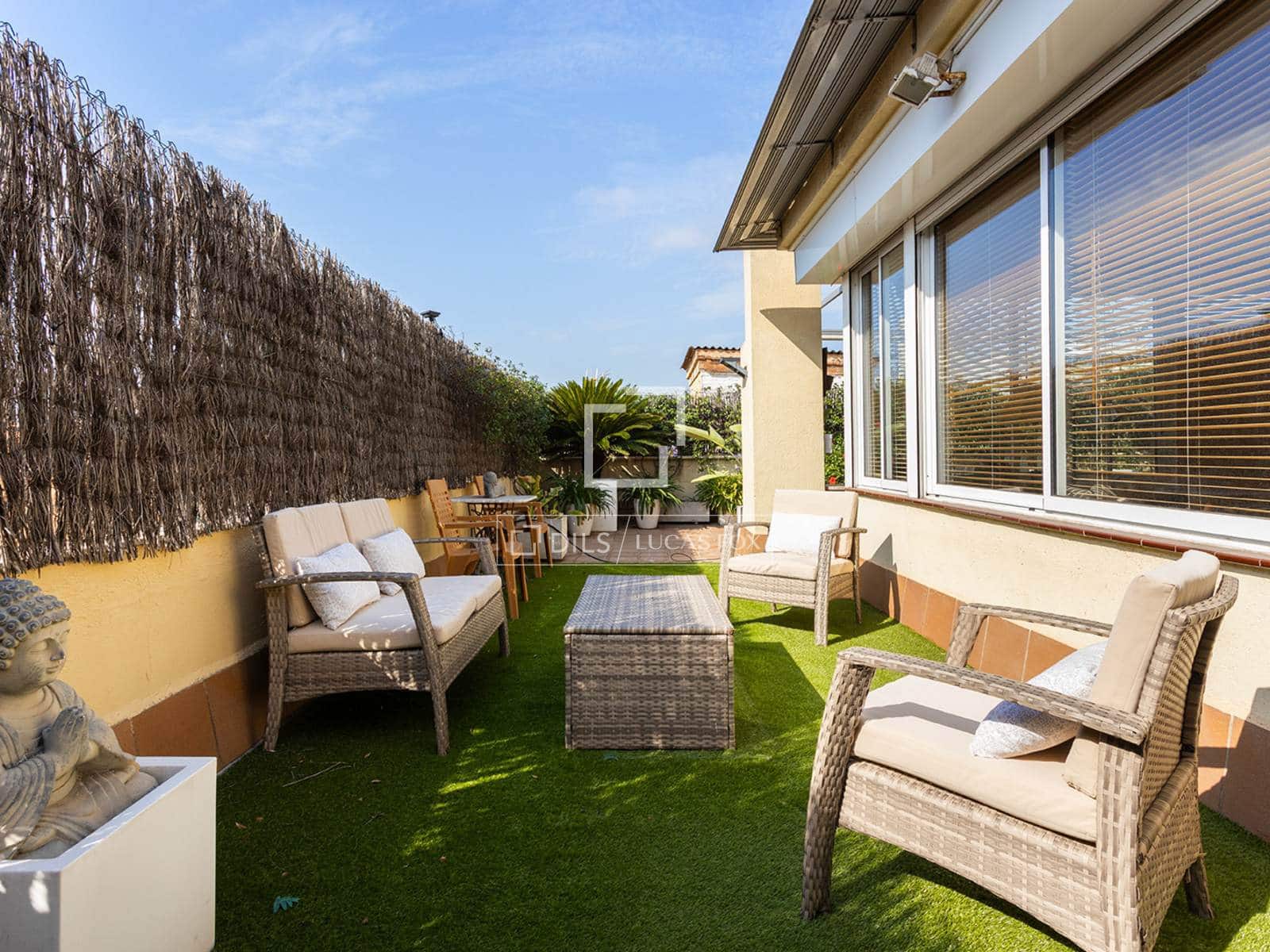 4 soverom Penthouse til salgs i Barcelona by med garasje - € 1 184 000 (Ref: 9997758)