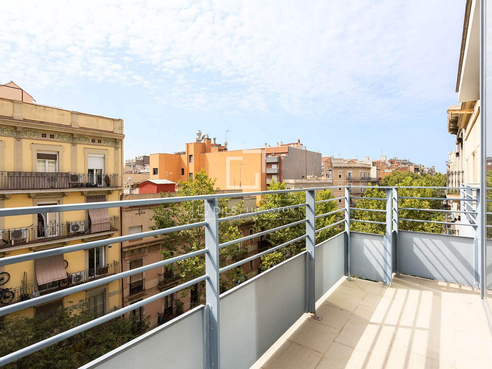 4 soverom Penthouse til salgs i Barcelona by med garasje - € 1 184 000 (Ref: 9997758)