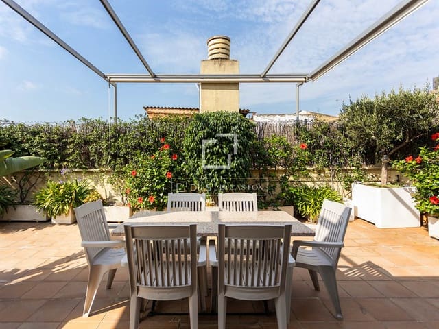 4 soveværelse Penthouse til salg i Barcelona by med garage - € 1.184.000 (Ref: 9997758)
