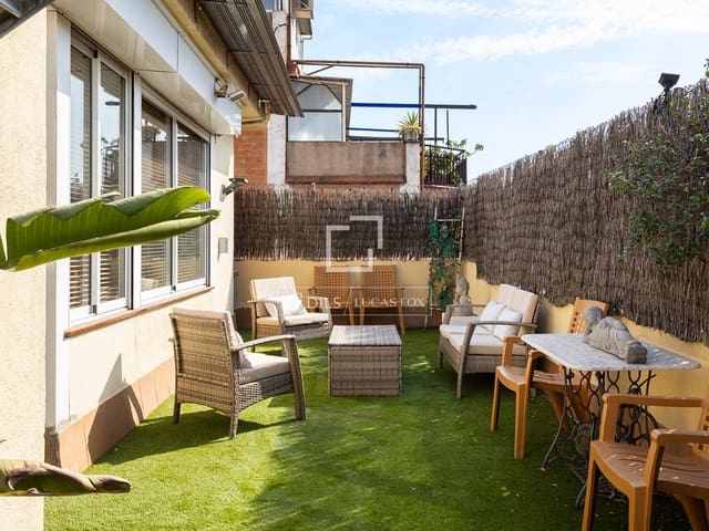 4 soveværelse Penthouse til salg i Barcelona by med garage - € 1.184.000 (Ref: 9997758)