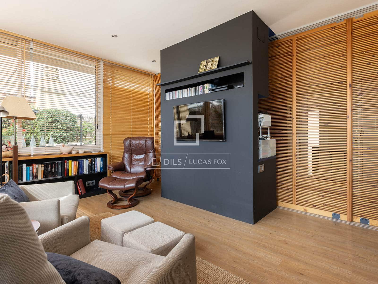 4 soverom Penthouse til salgs i Barcelona by med garasje - € 1 184 000 (Ref: 9997758)
