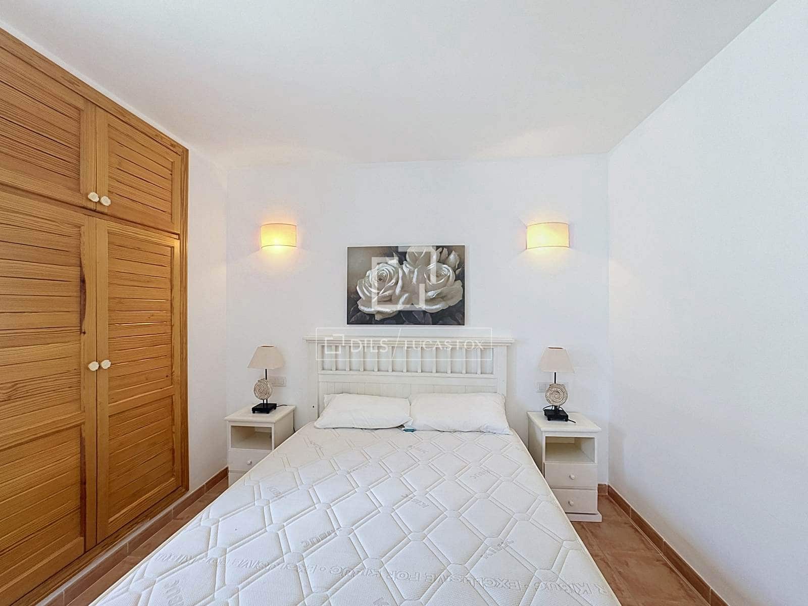 Chalet de 3 habitaciones en Ciutadella de Menorca en venta con piscina - 990.000 € (Ref: 9997771)