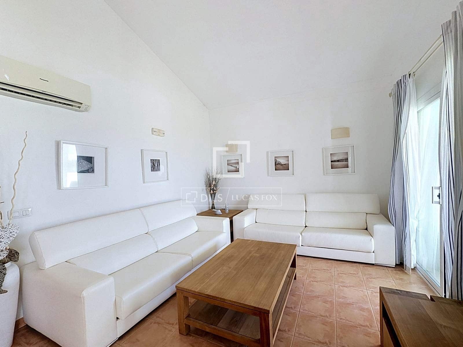 Chalet de 3 habitaciones en Ciutadella de Menorca en venta con piscina - 990.000 € (Ref: 9997771)