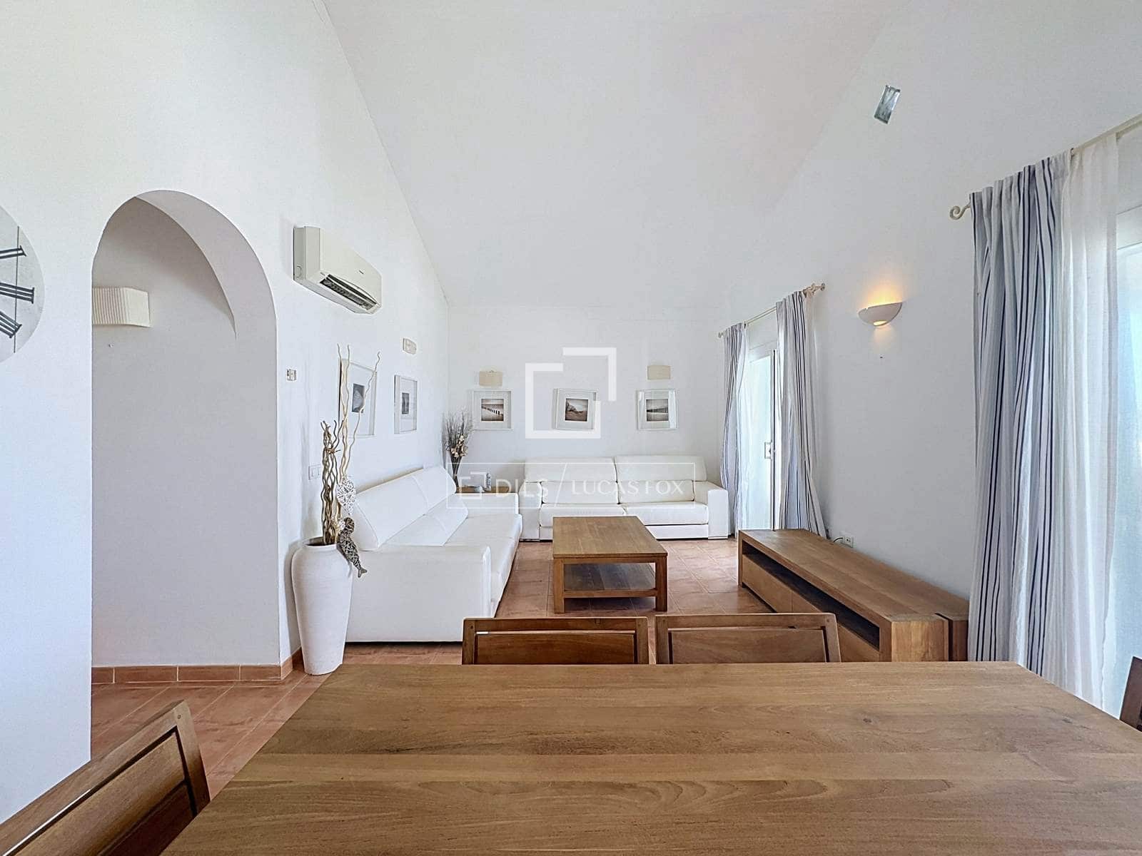 Chalet de 3 habitaciones en Ciutadella de Menorca en venta con piscina - 990.000 € (Ref: 9997771)