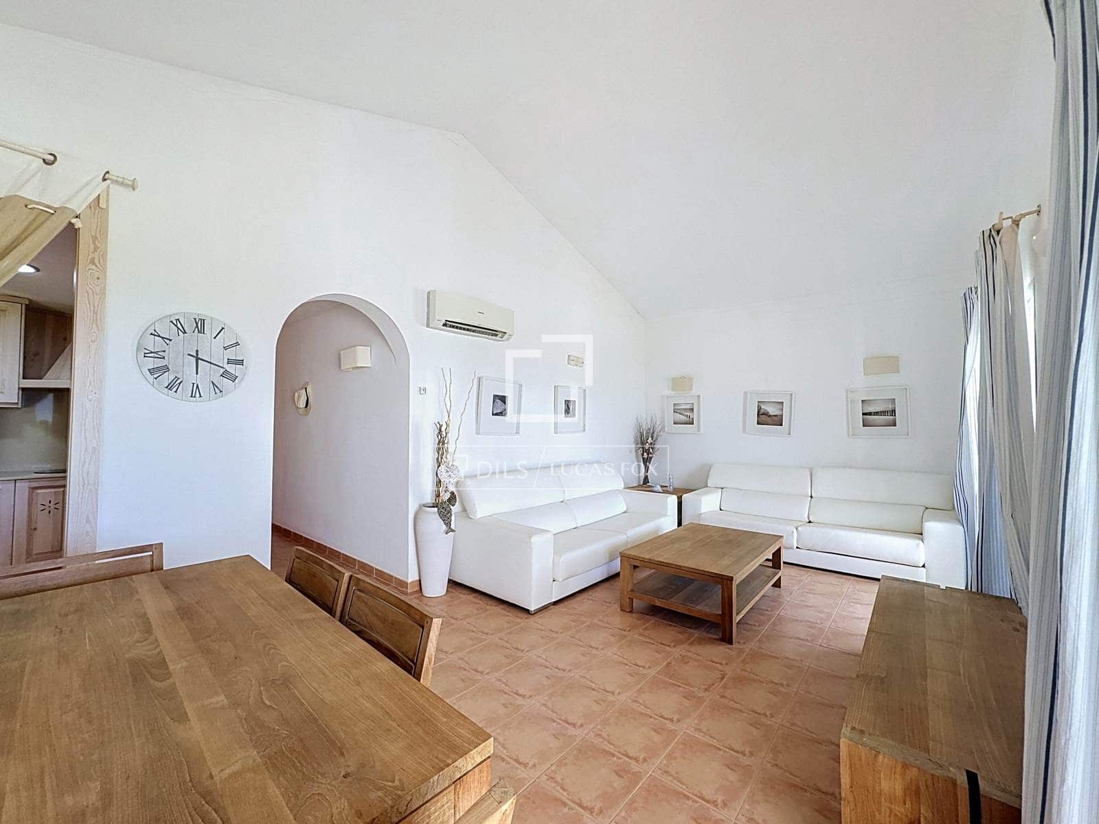 Chalet de 3 habitaciones en Ciutadella de Menorca en venta con piscina - 990.000 € (Ref: 9997771)