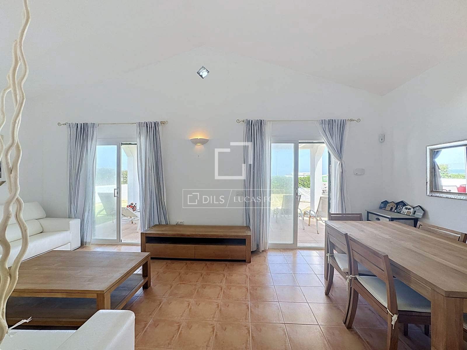 Chalet de 3 habitaciones en Ciutadella de Menorca en venta con piscina - 990.000 € (Ref: 9997771)