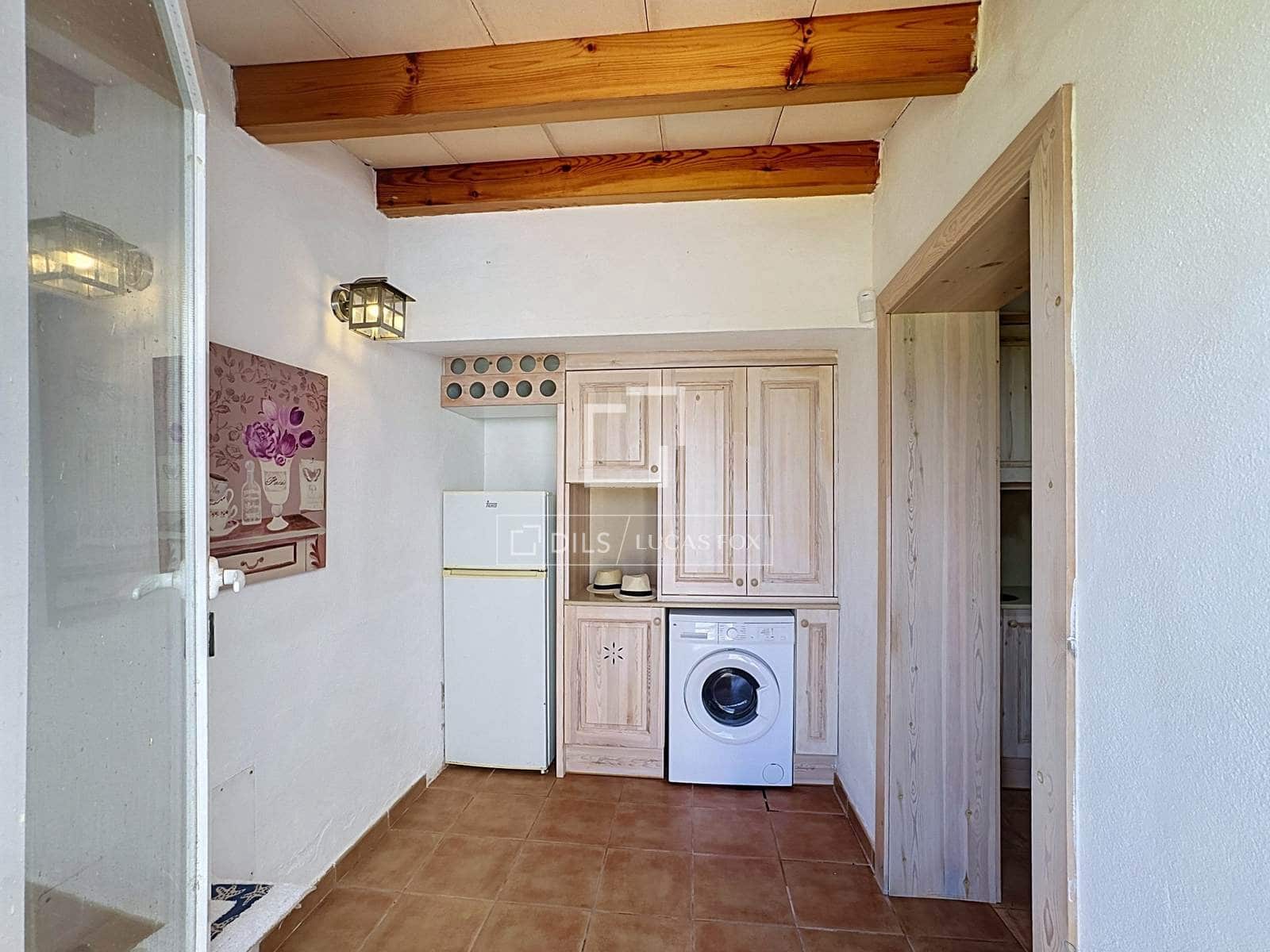 Chalet de 3 habitaciones en Ciutadella de Menorca en venta con piscina - 990.000 € (Ref: 9997771)