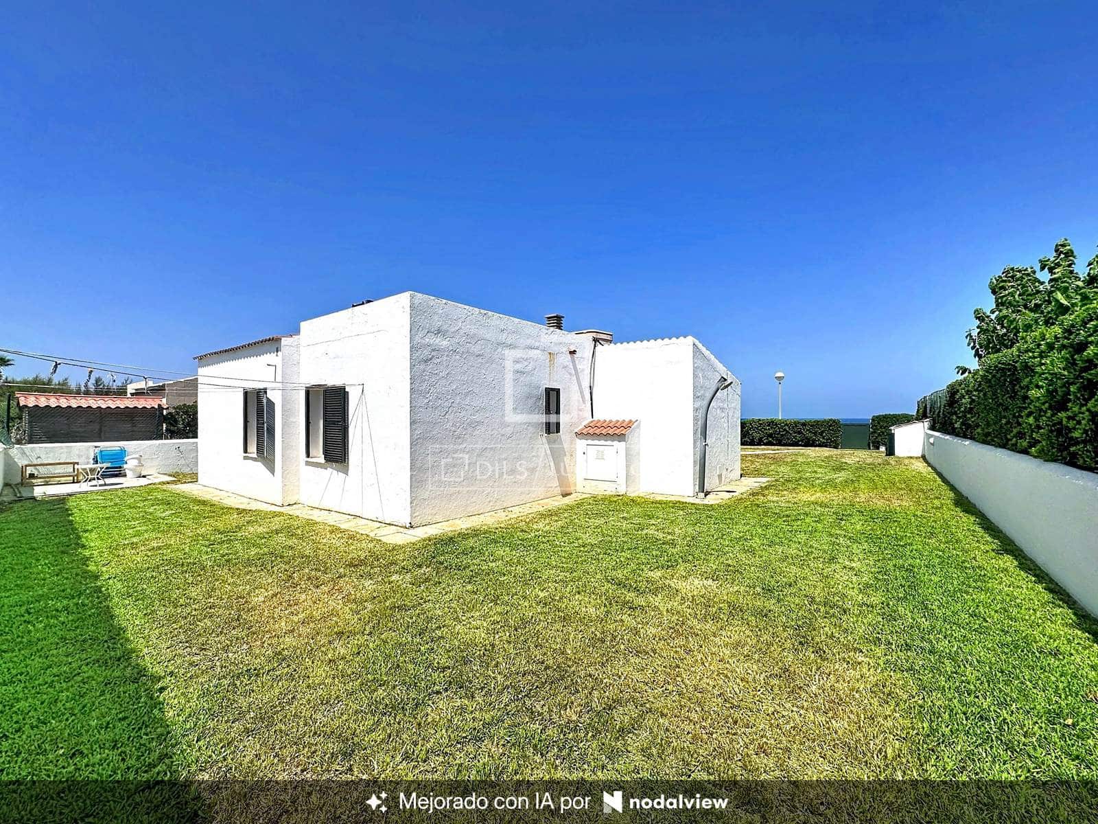 Chalet de 3 habitaciones en Ciutadella de Menorca en venta con piscina - 990.000 € (Ref: 9997771)