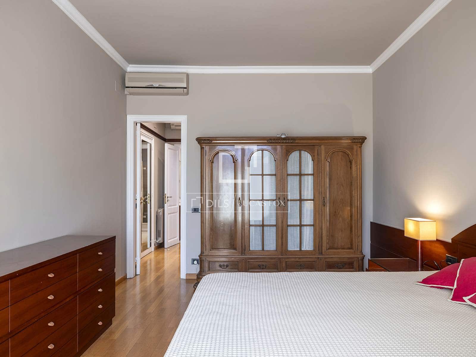 4 sypialnia Apartament do wynajęcia w Miasto Barcelona z garażem - 6 000 € (Ref: 9999368)