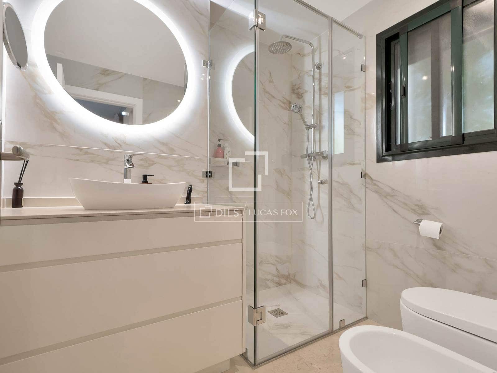 2 sovrum Lägenhet till salu i Benahavis med pool garage - 595 000 € (Ref: 9999453)