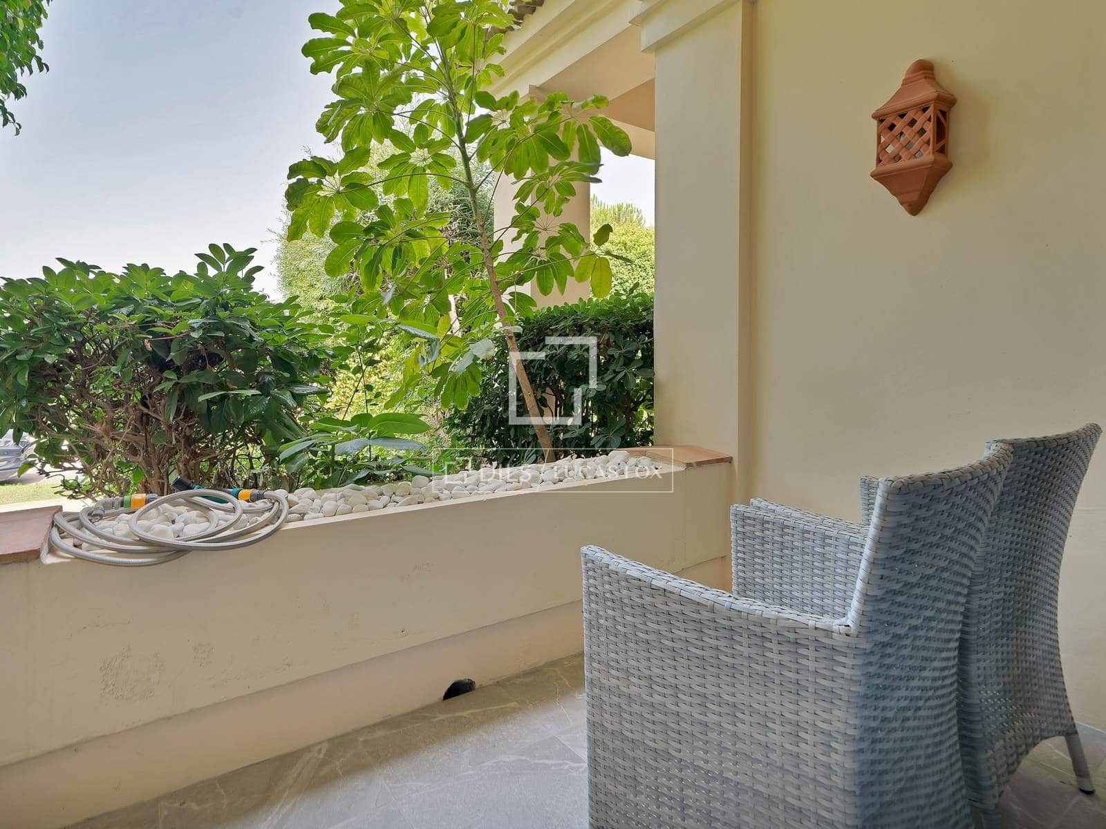2 sovrum Lägenhet till salu i Benahavis med pool garage - 595 000 € (Ref: 9999453)
