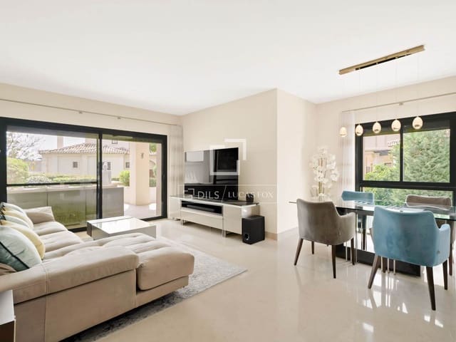 2 sovrum Lägenhet till salu i Benahavís med pool garage - 595 000 € (Ref: 9999453)