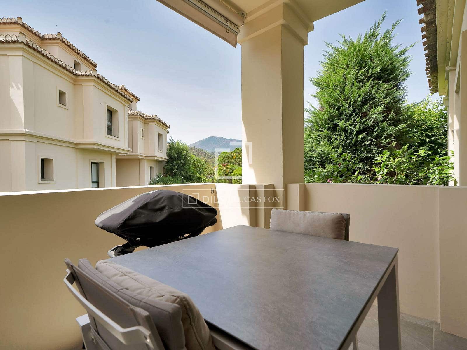 2 sovrum Lägenhet till salu i Benahavis med pool garage - 595 000 € (Ref: 9999453)