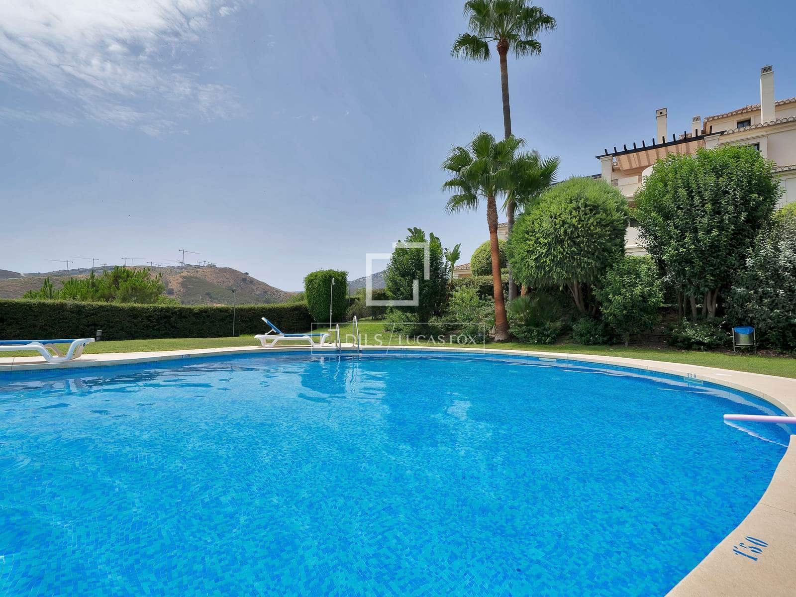 2 sovrum Lägenhet till salu i Benahavis med pool garage - 595 000 € (Ref: 9999453)