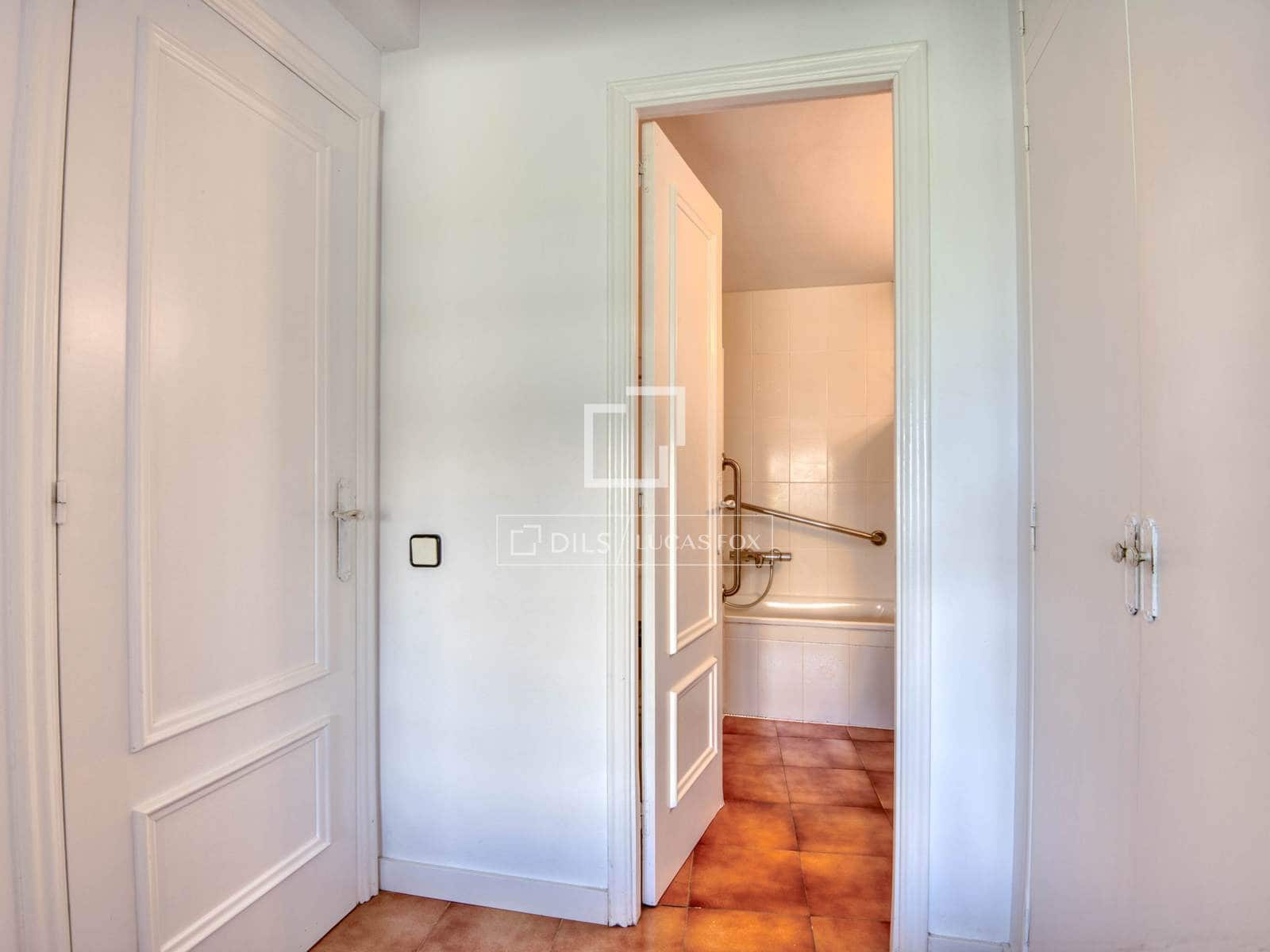 2 slaapkamer Appartement te koop in Sant Antoni de Calonge met zwembad garage - € 725.000 (Ref: 9999454)