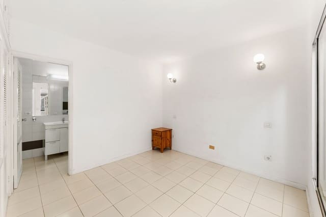 2 chambre Maison de Ville à vendre à Puerto del Carmen, Tías avec piscine garage - 370 000 € (Ref: 10023523)