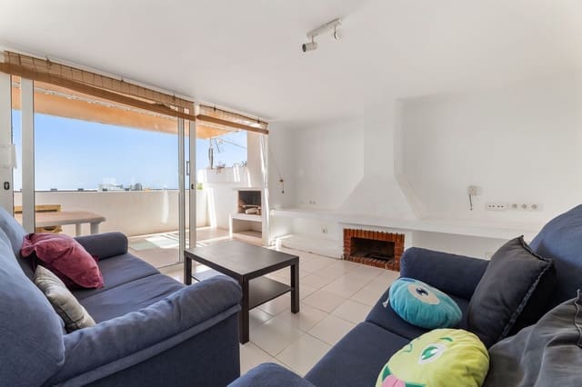 2 chambre Maison de Ville à vendre à Puerto del Carmen, Tías avec piscine garage - 370 000 € (Ref: 10023523)