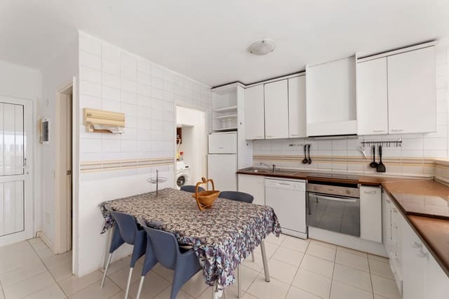 2 chambre Maison de Ville à vendre à Puerto del Carmen, Tías avec piscine garage - 370 000 € (Ref: 10023523)