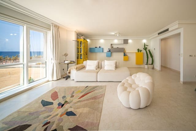 4 slaapkamer Appartement te koop in Arrecife met garage - € 750.000 (Ref: 10033291)