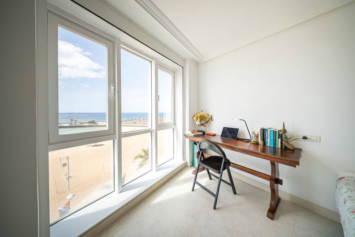 4 slaapkamer Appartement te koop in Arrecife met garage - € 750.000 (Ref: 10033291)