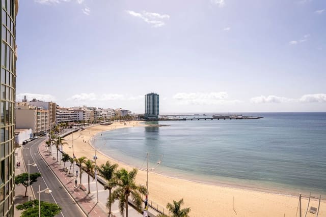 4 slaapkamer Appartement te koop in Arrecife met garage - € 750.000 (Ref: 10033291)
