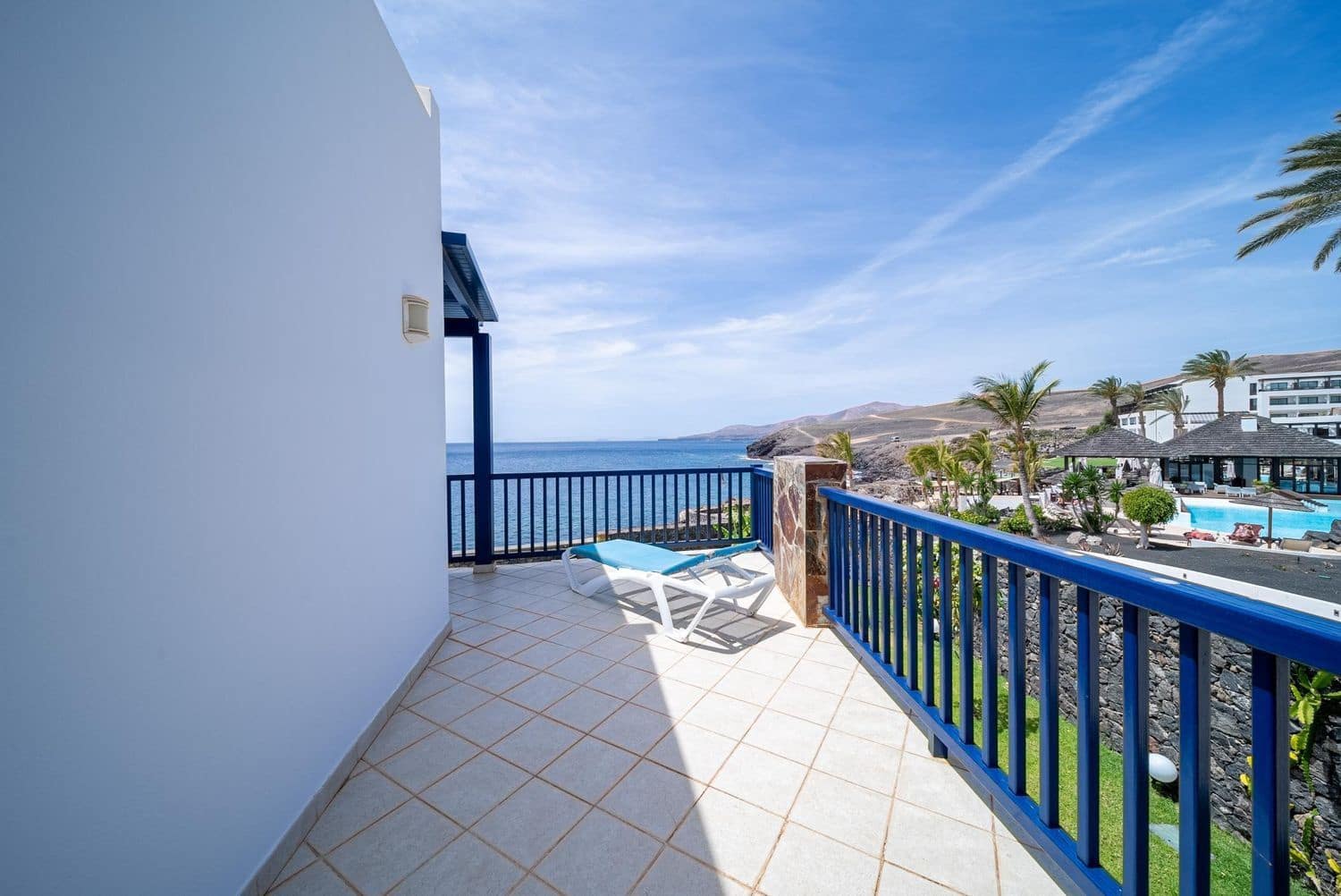 4 soveværelse Byhus til salg i Puerto Calero med swimmingpool garage - € 1.470.000 (Ref: 7107328)