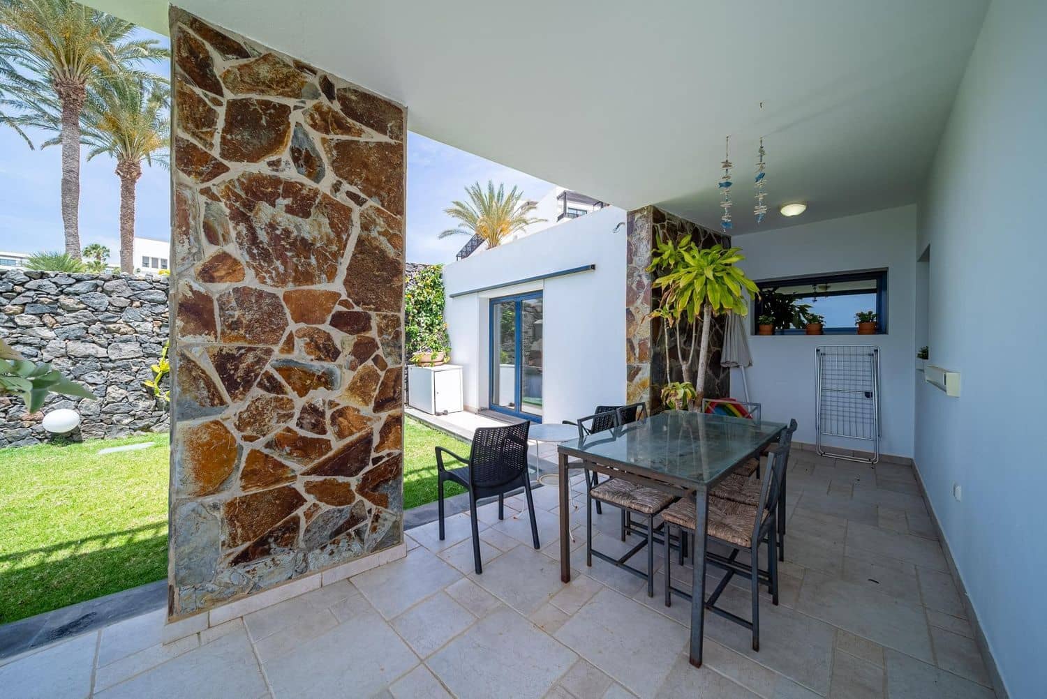 4 soveværelse Byhus til salg i Puerto Calero med swimmingpool garage - € 1.470.000 (Ref: 7107328)