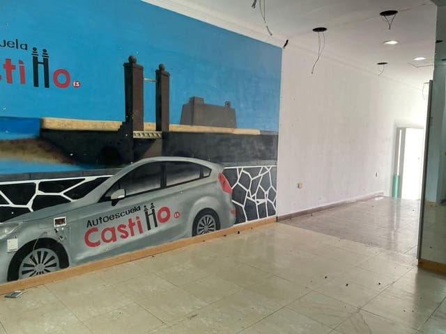 Erhverv til salg i Arrecife - € 240.000 (Ref: 7135395)