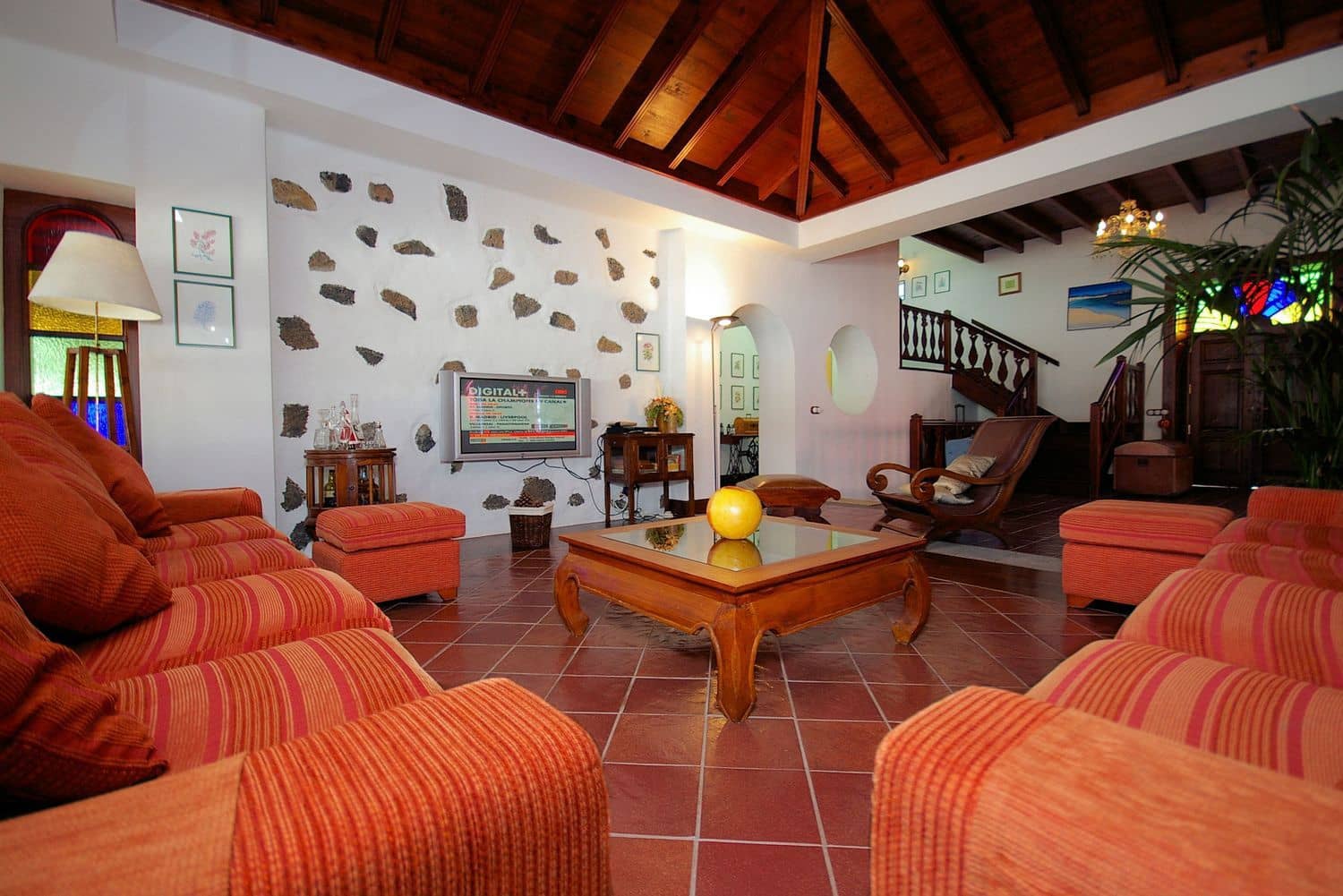 22 bedroom Villa for sale in Haria with pool garage - € 3,500,000 (Ref: 7864981)