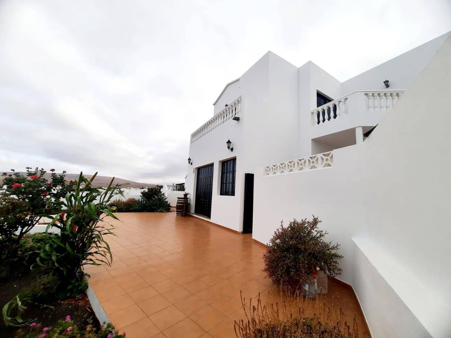 7 soverom Villa til salgs i Tahiche med garasje - € 745 000 (Ref: 7886769)