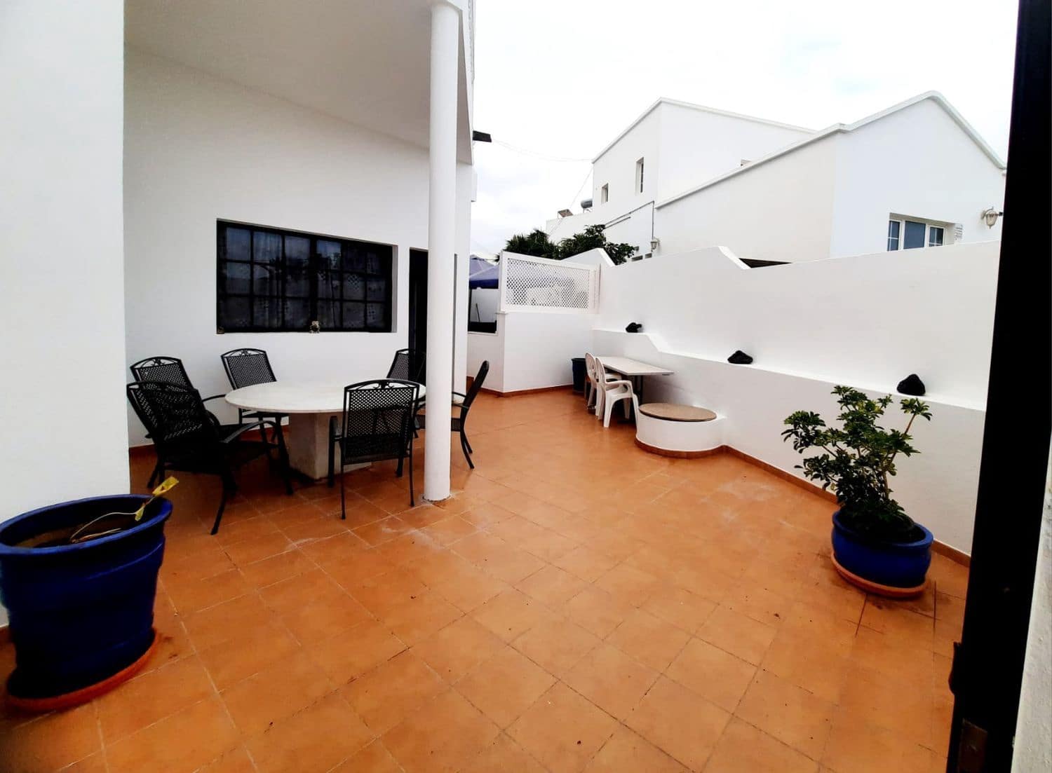 7 soverom Villa til salgs i Tahiche med garasje - € 745 000 (Ref: 7886769)