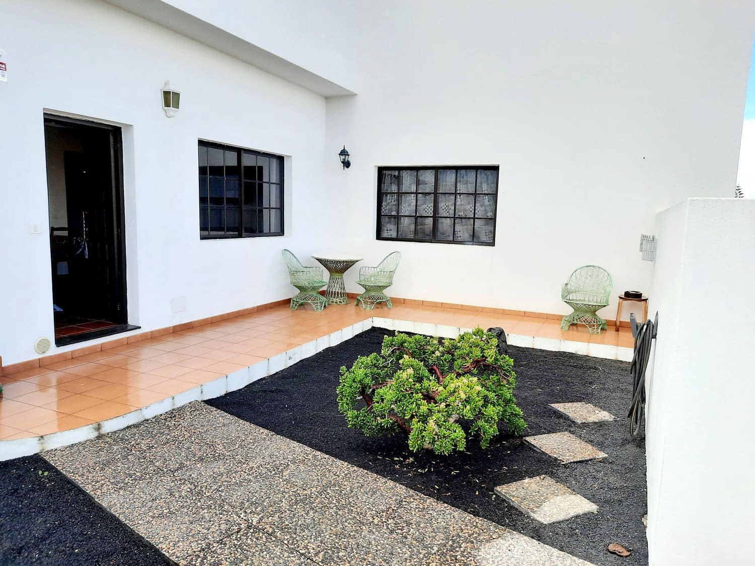 7 soverom Villa til salgs i Tahiche med garasje - € 745 000 (Ref: 7886769)