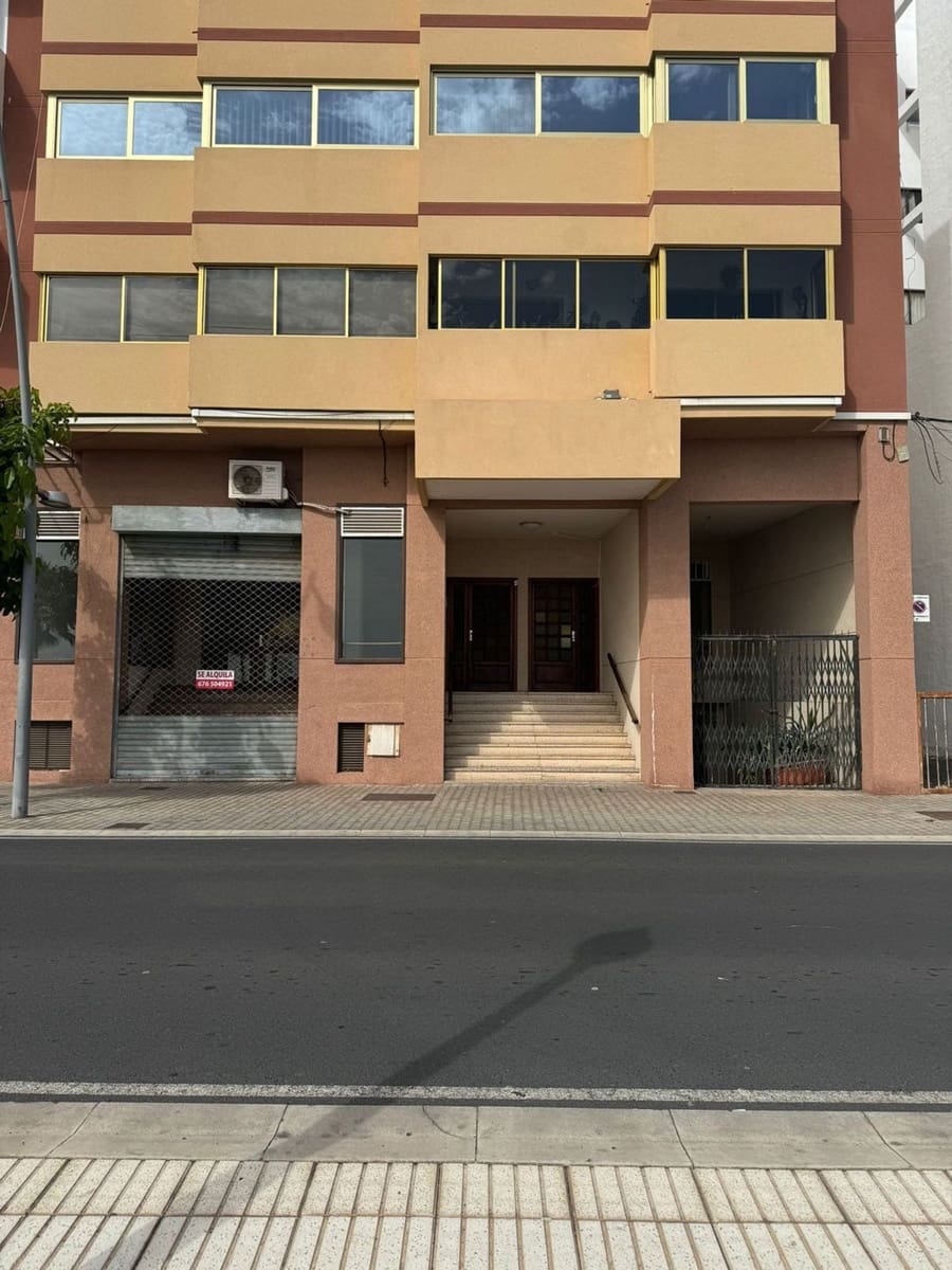 Erhverv til salg i Arrecife - € 216.000 (Ref: 8626346)