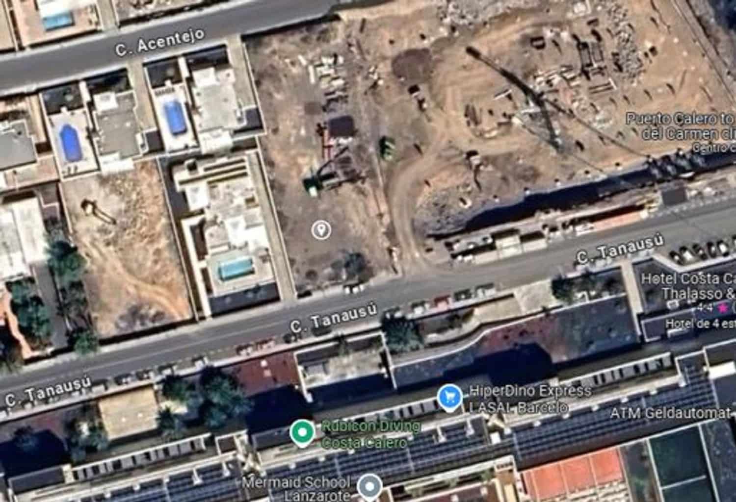 Grunde uden byggetilladelser til salg i Puerto Calero - € 350.000 (Ref: 8636044)