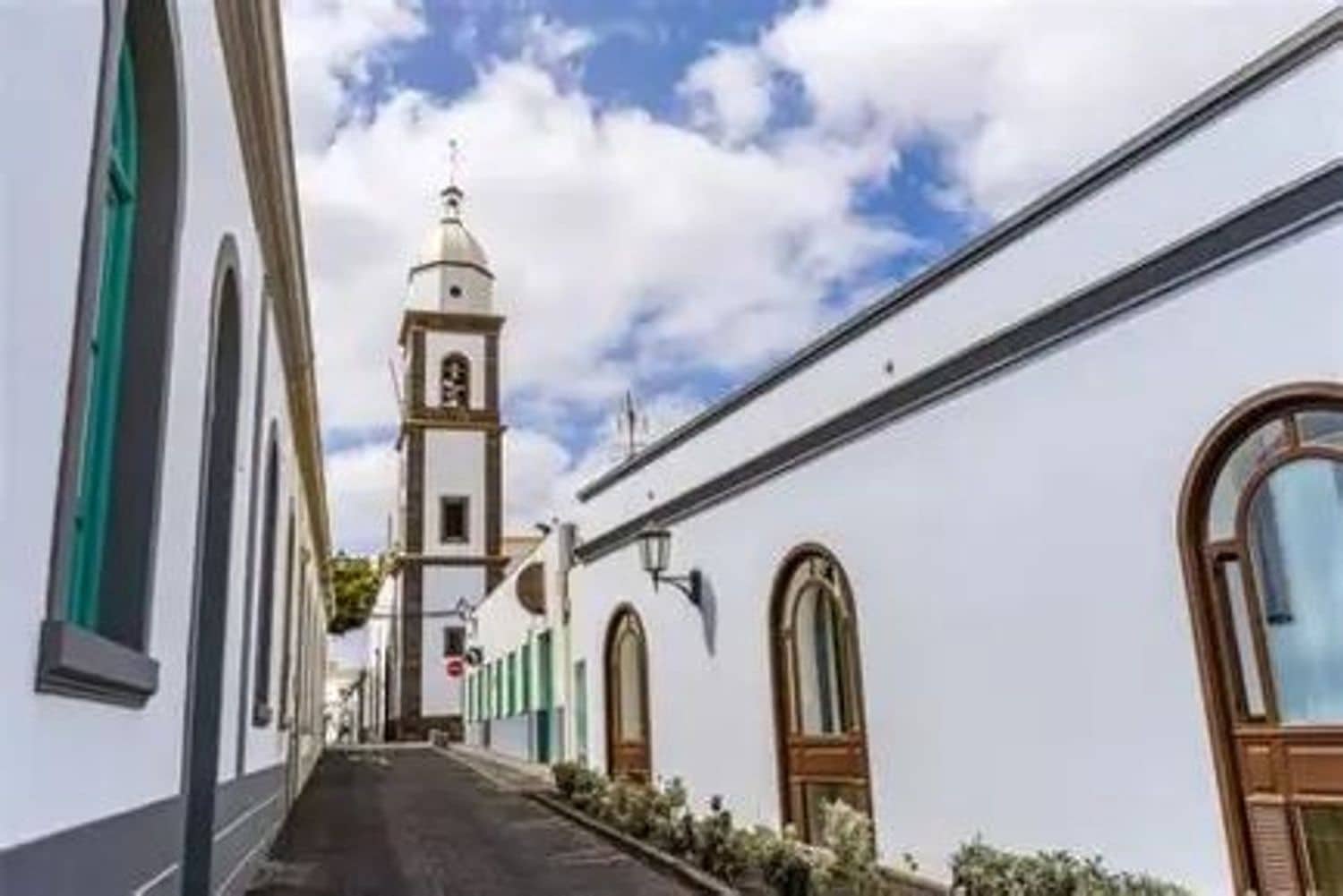 2 soveværelse Finca/Landehus til salg i Arrecife med garage - € 295.000 (Ref: 9271981)