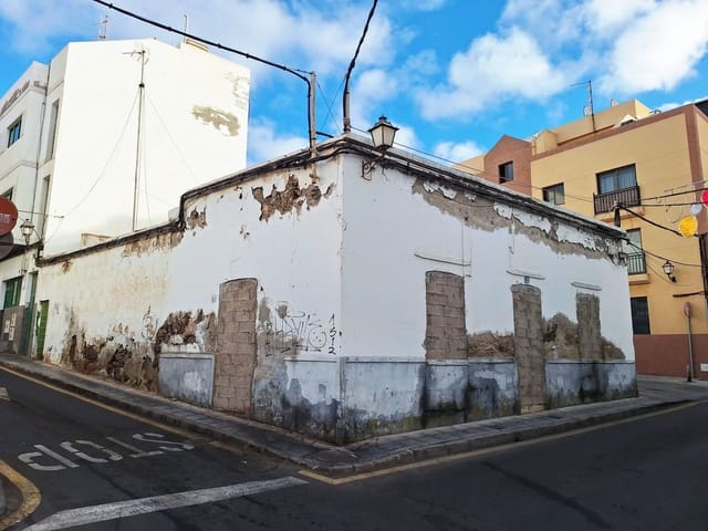 Rakentamaton maa myytävänä paikassa Arrecife - 190 000 € (Ref: 9393673)