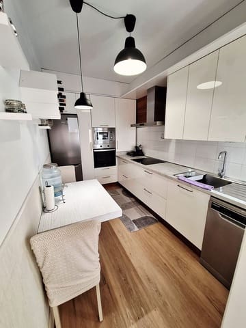 2 soverom Leilighet til salgs i Arrecife med garasje - € 200 000 (Ref: 9508227)