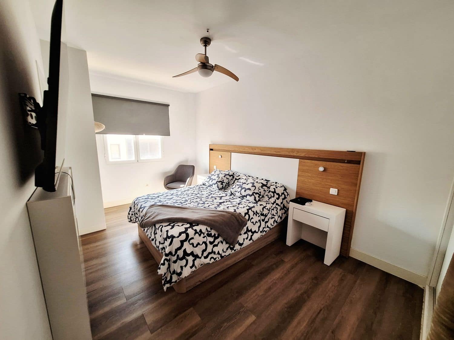 2 bedroom Apartment for sale in Arrecife with garage - € 200,000 (Ref: 9508227)